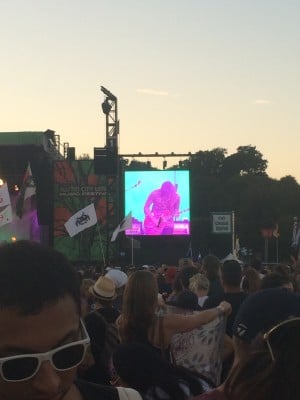 Austin crowd at ACL 2016 for Cage the Elephant shown on screen